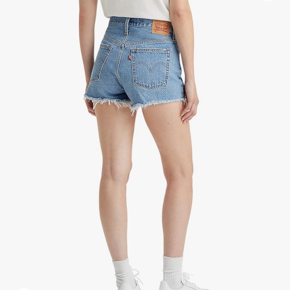 LEVIS new only wore once or twice